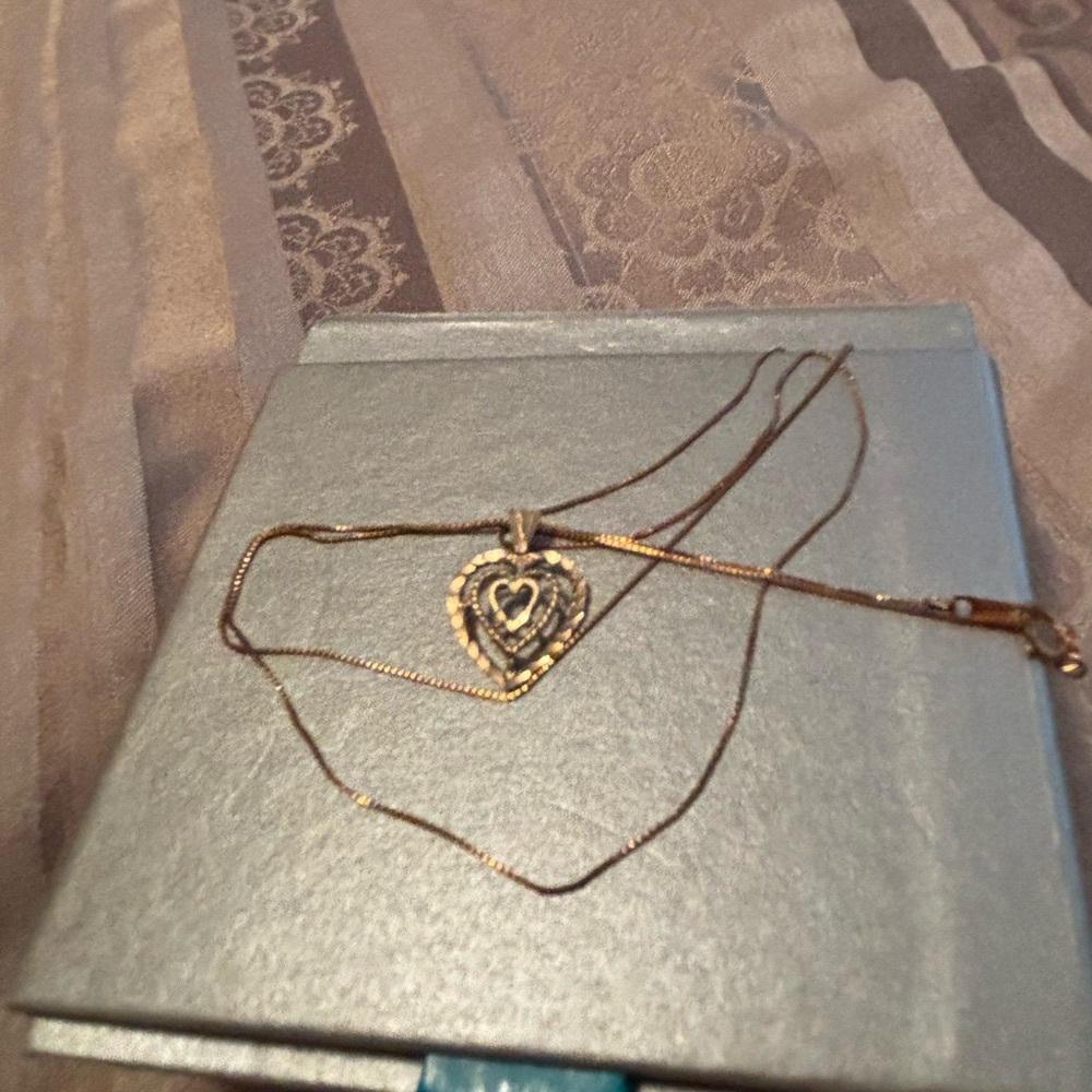 Gold Heart Pendant Necklace